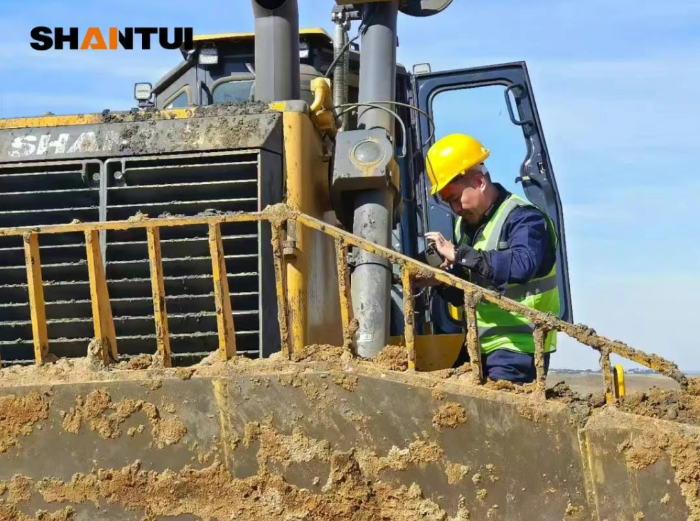 Shantui is rooted in the South African site, providing professional support for the stable and efficient operation of DH46-C3